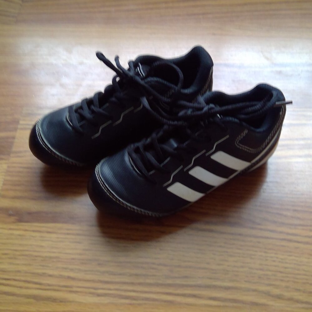 ADIDAS Black Run Down Kids Cleats Size 10K